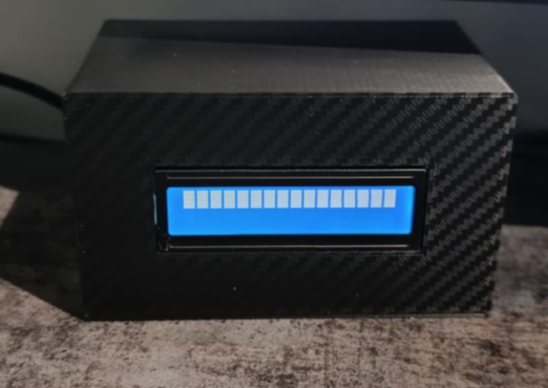 3D-Printed Raspberry Pi Zero 2W Case Adds a 2×16 I2C LCD