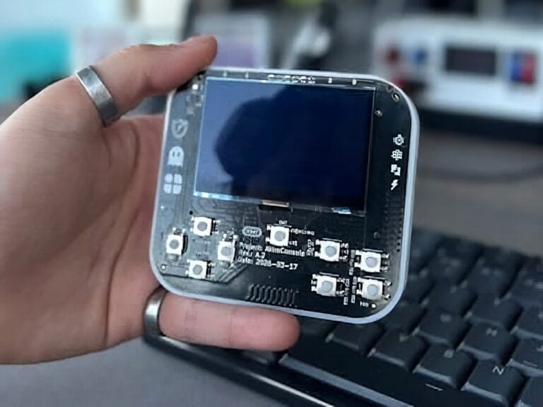 AkiraConsole: ESP32-S3 Handheld for Hacking, RF, and Retro Gaming