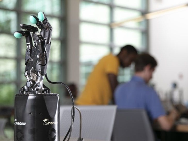 Magnetic FMG Sensors and AI Give Prosthetic Hands Precise Control