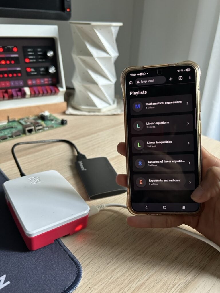 Raspberry Pi 4 Serves Offline Classrooms: Inside the LEAP Node