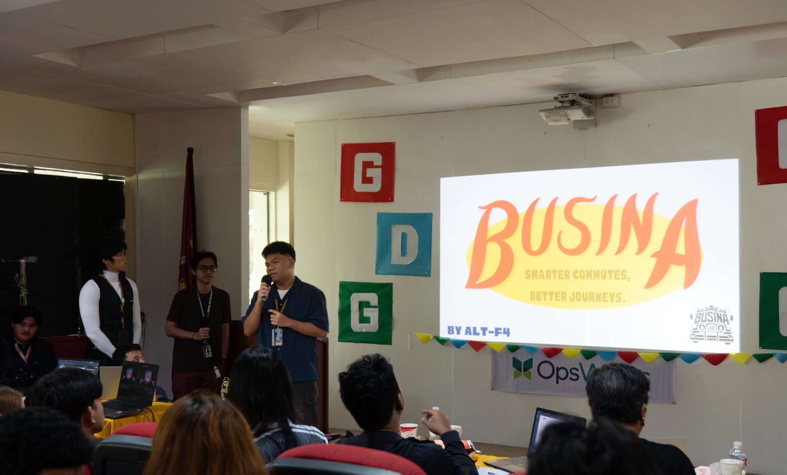 Team ALT-F4 pitching Busina, a smarter-commutes project, at SparkFest 2026