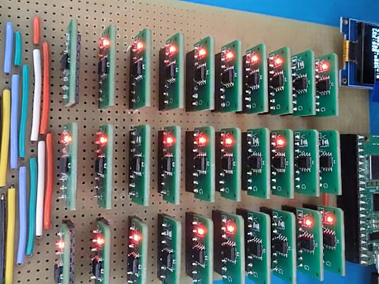 30 ATtiny412 Chips Recreate a 1928 Bicycle-Chain Number Sieve