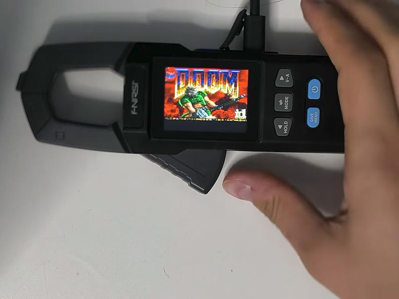Doom Runs on a $30 Clamp Meter With Just 32 KB of RAM